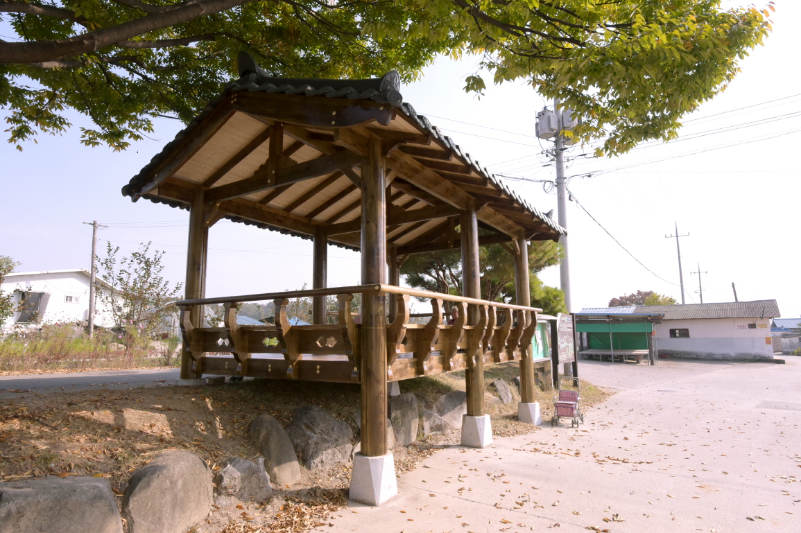 20210630 DOP-2914-1(변형) 충북 증평군 연탄1리 마을쉼터 (1).JPG